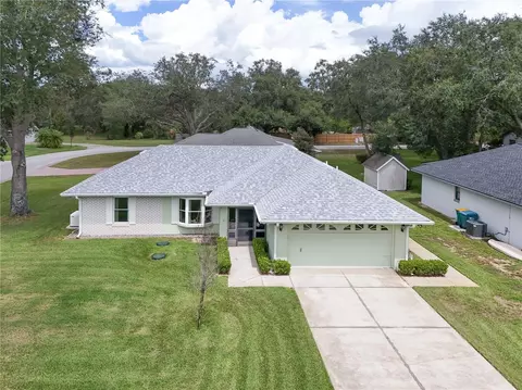 1003 Woodward Oaks Cir, Eustis, FL 32726