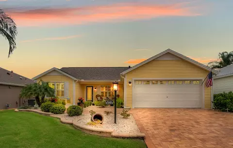 2086 Ridge Spring Dr, The Villages, FL 32162