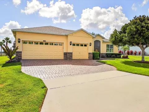 3795 Sanibel St, Clermont, FL 34711