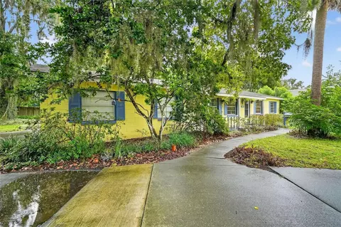 605 E Orange Ave, Mount Dora, FL 32757