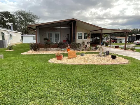 2338 Conestoga Dr, Leesburg, FL 34748