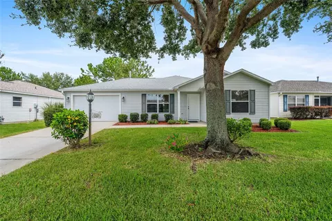 1297 Eagle Ridge Dr, The Villages, FL 32162