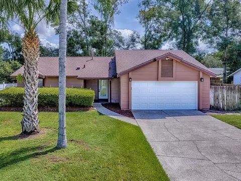 111 N Atlas Dr, Apopka, FL 32703