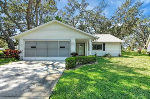 610 Fannich Ct, Leesburg, FL 34788