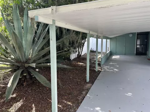 Exterior - 102 E Pendleton Ave, Eustis, FL 32726 photo 5 of 14