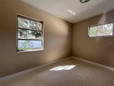 Bedroom - 102 E Pendleton Ave, Eustis, FL 32726 photo 4 of 5