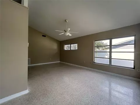 Living - 102 E Pendleton Ave, Eustis, FL 32726 photo 4 of 4