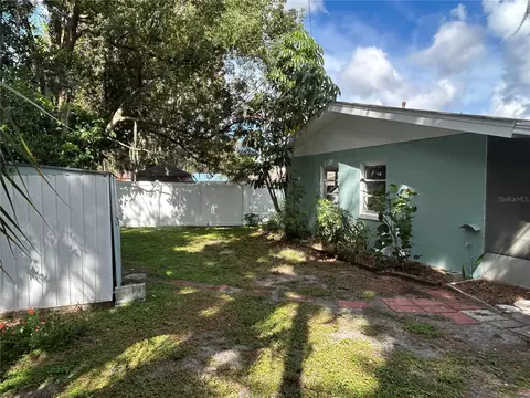 Exterior - 102 E Pendleton Ave, Eustis, FL 32726 photo 10 of 14