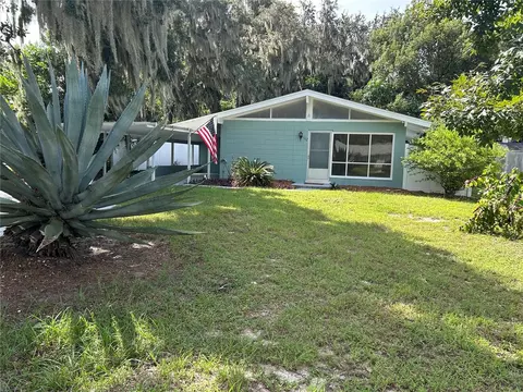 Exterior - 102 E Pendleton Ave, Eustis, FL 32726 photo 2 of 14