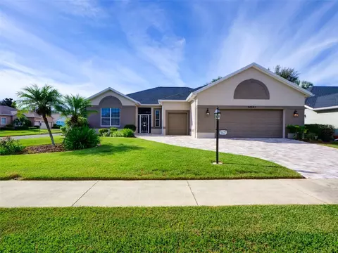 25301 Forest Oak Ct, Leesburg, FL 34748