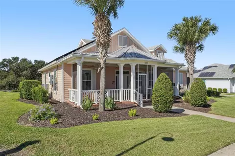 1262 Fiesta Key Cir, Lady Lake, FL 32159