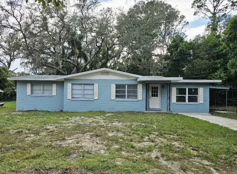 39939 Magnolia St, Lady Lake, FL 32159