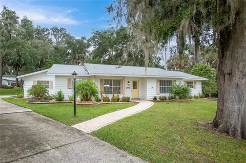 2915 Cocovia Way, Leesburg, FL 34748