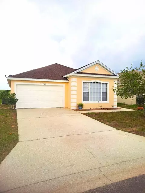 705 Rollins Dr, Davenport, FL 33837