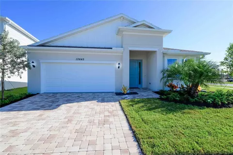 10645 NW Suncrest Loop, Port St Lucie, FL 34987