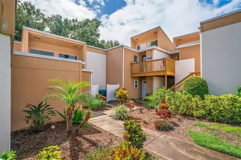 1051 S Highland St #5-D, Mount Dora, FL 32757