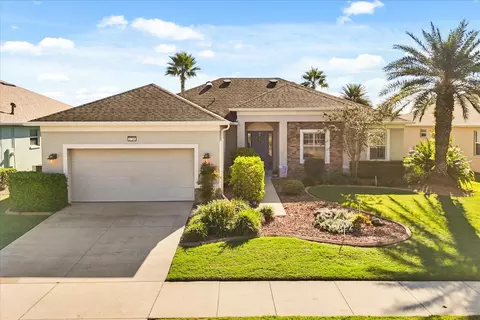 8788 Bridgeport Bay Cir, Mount Dora, FL 32757