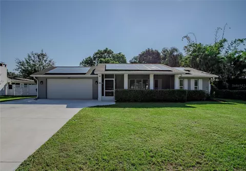 258 Bay Rd, Mount Dora, FL 32757