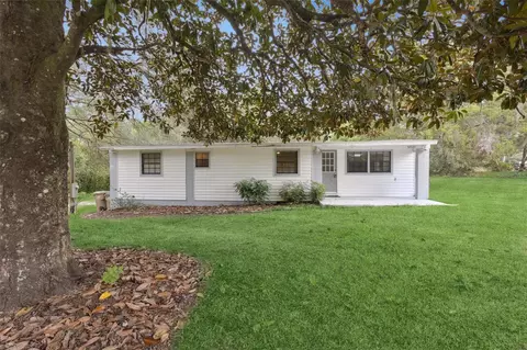 32535 Pine Rd, Eustis, FL 32736