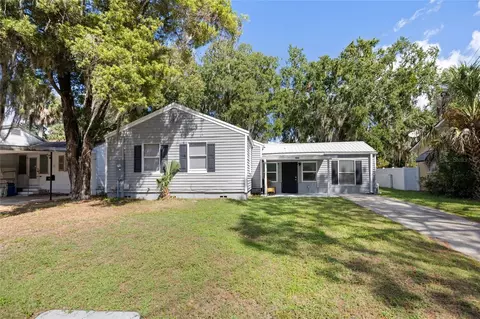 1202 Sumter St, Leesburg, FL 34748