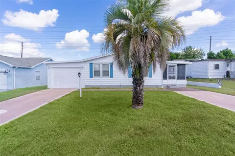 817 Hibiscus Dr, The Villages, FL 32159