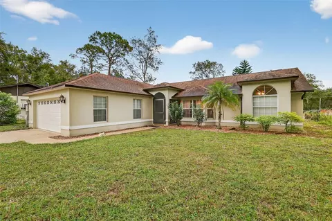 40416 W 9th Ave, Umatilla, FL 32784