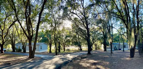 10135 N Em En El Grove Rd, Leesburg, FL 34788