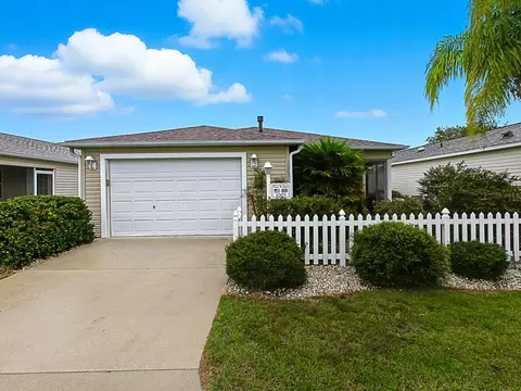 1003 Ridgeville Rd, The Villages, FL 32162