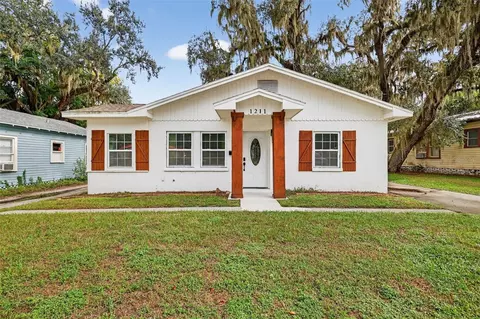 1211 W Dixie Ave, Leesburg, FL 34748