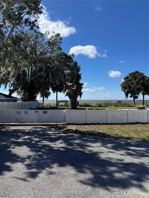 1200 Northshore Dr, Eustis, FL 32726 photo 4