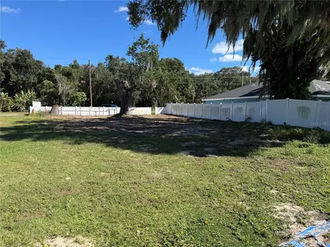 1200 Northshore Dr, Eustis, FL 32726 photo 2