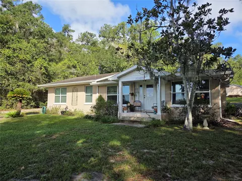 17755 SE 283rd Ave, Umatilla, FL 32784