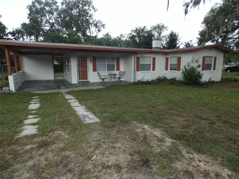 1001 Oak Dr, Leesburg, FL 34748