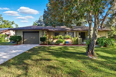 5658 W Pine Cir, Crystal River, FL 34429