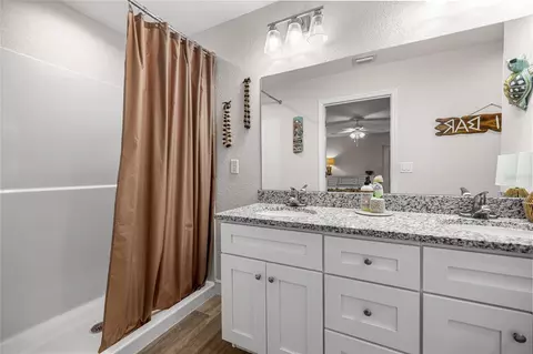 Bath - 53 Olive Rd, Ocala, FL 34472 photo 1 of 3