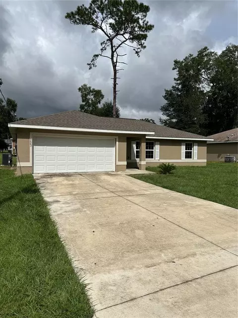 5663 NW 57th St, Ocala, FL 34482