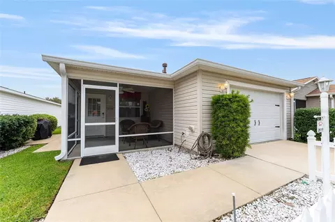 2690 Suffolk St, The Villages, FL 32162
