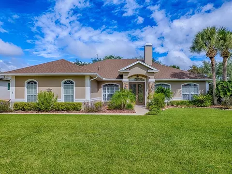 564 Dowling Cir, Lady Lake, FL 32159