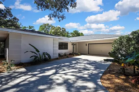 9 Hollyhock Ct, Homosassa, FL 34446