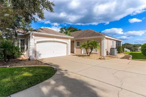 6224 Topsail Rd, Lady Lake, FL 32159
