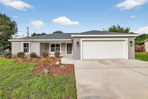 1220 Padgett Cir, Lady Lake, FL 32159