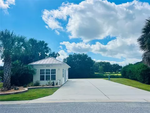 4703 SE 94th Ave, Webster, FL 33597