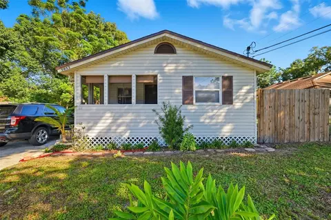 5053 Mcdonald Rd, Zellwood, FL 32798