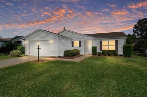 8065 SE 175th Columbia Pl, The Villages, FL 32162
