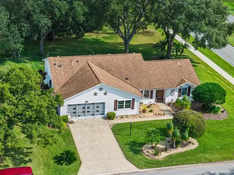 26600 Racquet Cir, Leesburg, FL 34748