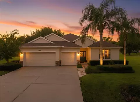 4850 Royce Dr, Mount Dora, FL 32757