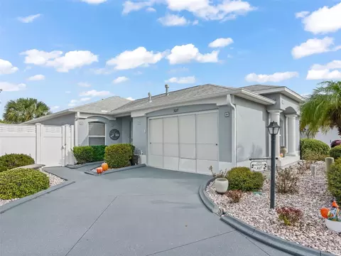 3017 Macon Ct, The Villages, FL 32162