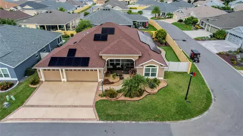 1967 Carmalt Ln, The Villages, FL 32163