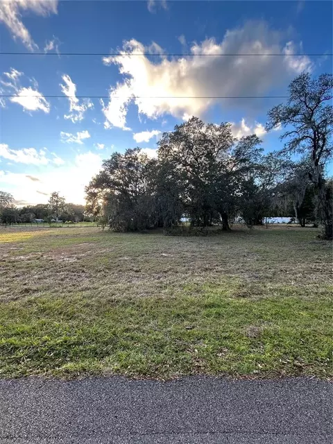 000 Fifth St, Lady Lake, FL 32159