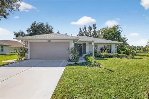 21902 King Henry Ave, Leesburg, FL 34748